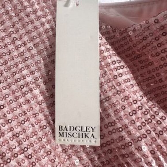 NWT Badgley Mischka Blush Pink Sequin Halter Gown Floor Length Dress Size 8 - Picture 9 of 14